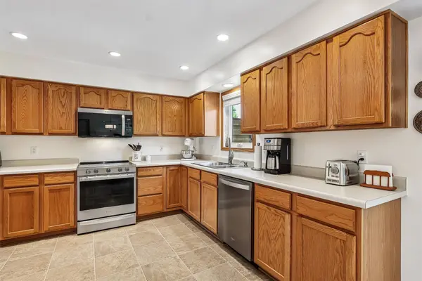 5405 NW 91st Street, Johnston, IA 50131