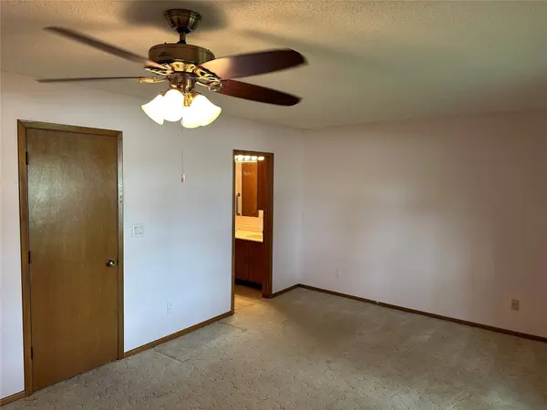 6186 Terrace Drive #7, Johnston, IA 50131