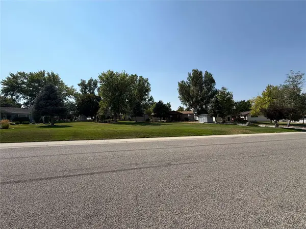 TBD Interlachen Lot 11 DR