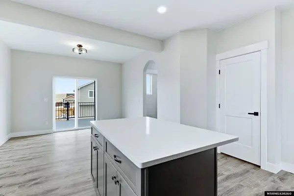 1001 River Heights Drive, Mills, WY 82604