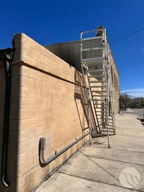 11 Central AVE N, Harlowton, MT 59036