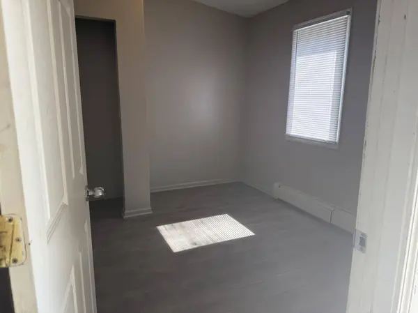 1204 E 7th ST, Saint Paul, MN 55106