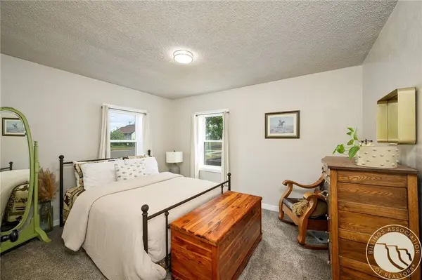 116 N Crawford AVE, Hardin, MT 59034