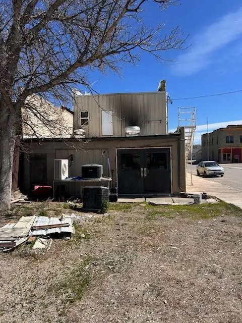 11 Central AVE N, Harlowton, MT 59036
