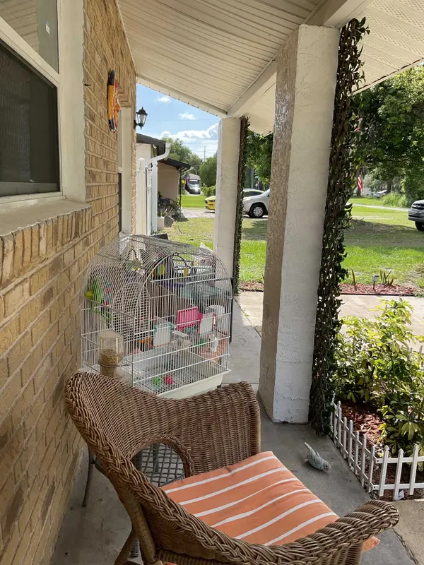 837 Campello St, Altamonte Springs, FL 32701-2013
