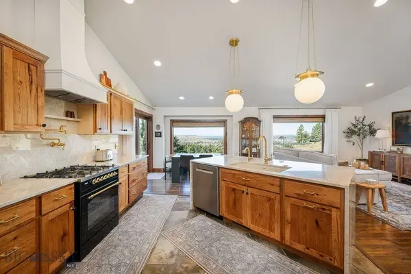 712 Summit Ridge RD, Billings, MT 59101