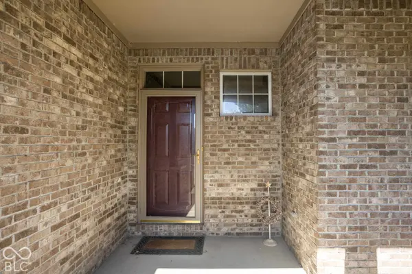 5658 Augusta Woods DR, Plainfield, IN 46168