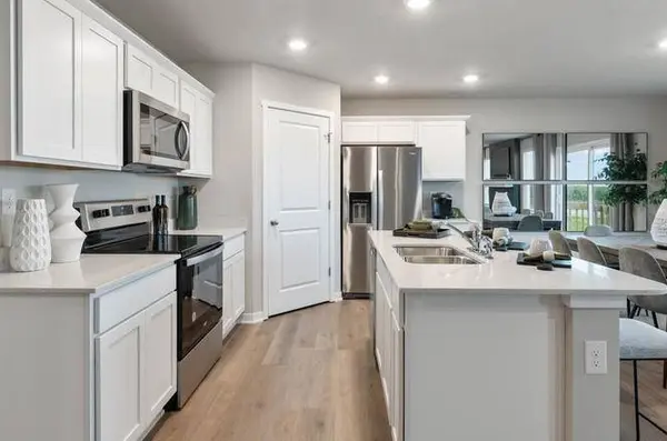 5720 NE Verona Drive, Ankeny, IA 50021