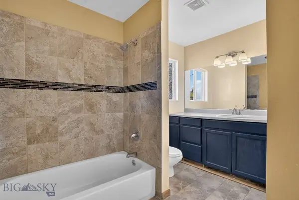 2001 Canyon DR, Billings, MT 59102