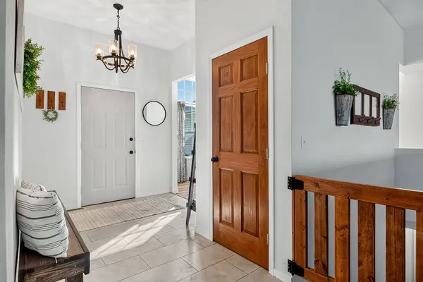 14024 Queenanns WAY, Poplar Grove, IL 61065
