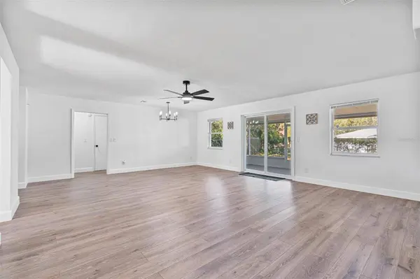 2707 KNOLLWOOD TRL, Eustis, FL 32726