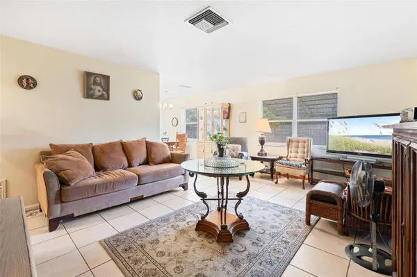 1541 N PAGE DR, Deltona, FL 32725