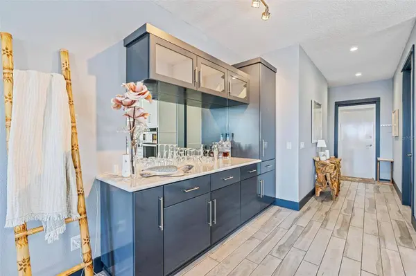 701 E 3RD AVE #PH, New Smyrna Beach, FL 32169