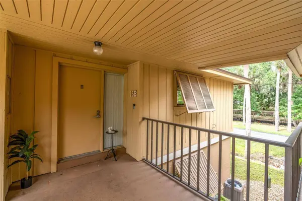 140 ORCHID WOODS CT #15B, Deltona, FL 32725