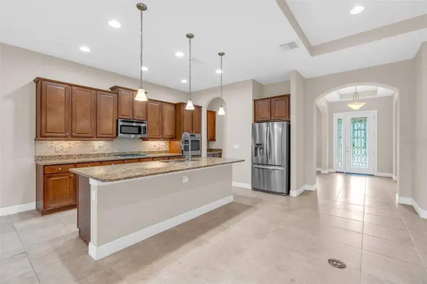 903 VICTORIA HILLS DR S, Deland, FL 32724