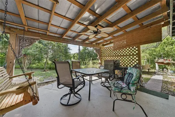 3543 N COUNTY ROAD 426, Geneva, FL 32732