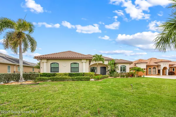 11 Pisces LN, Rockledge, FL 32955