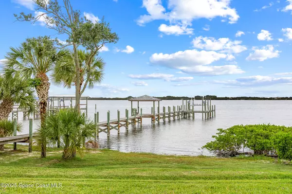 11 Pisces LN, Rockledge, FL 32955