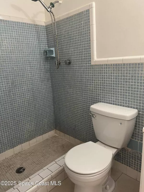 130 Moore AVE, Merritt Island, FL 32952