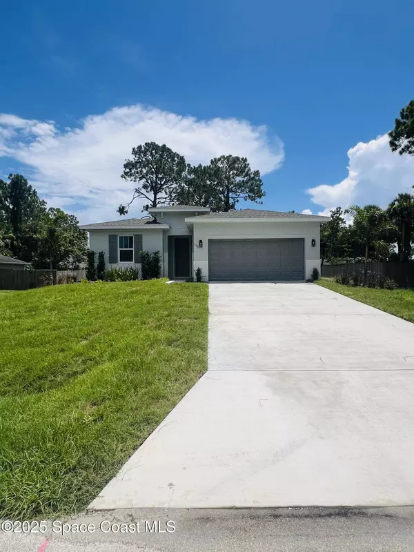 1370 Seabreeze ST SW, Palm Bay, FL 32908