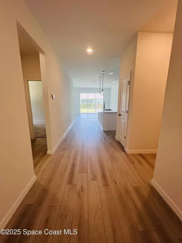 1320 Seabreeze ST SW, Palm Bay, FL 32908