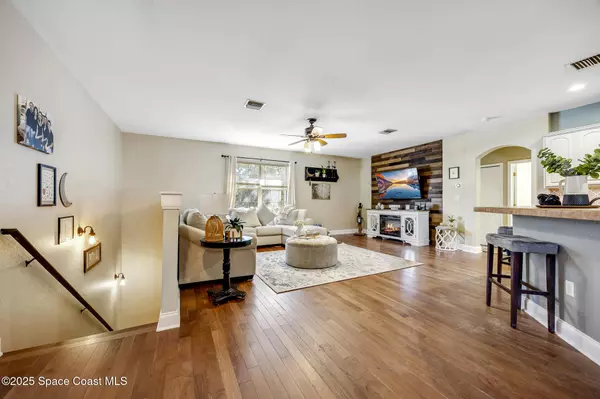 842 Parkwood AVE, Titusville, FL 32796