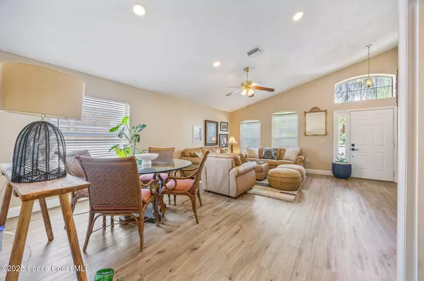 4865 Erin LN, Melbourne, FL 32940