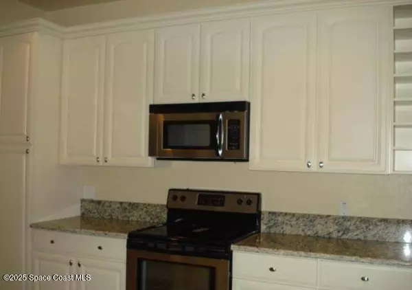 1800 Kole PL #104, Melbourne, FL 32935