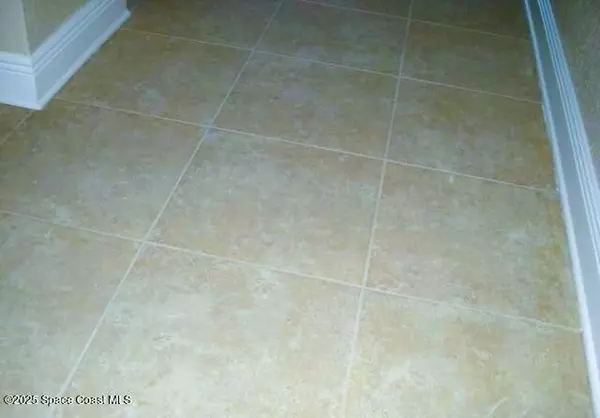 1800 Kole PL #104, Melbourne, FL 32935