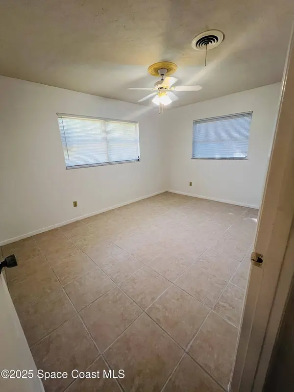 355 Bel Aire DR S, Merritt Island, FL 32952