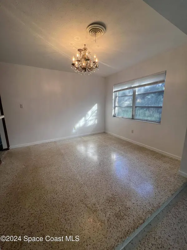 355 S Bel Aire DR S, Merritt Island, FL 32952