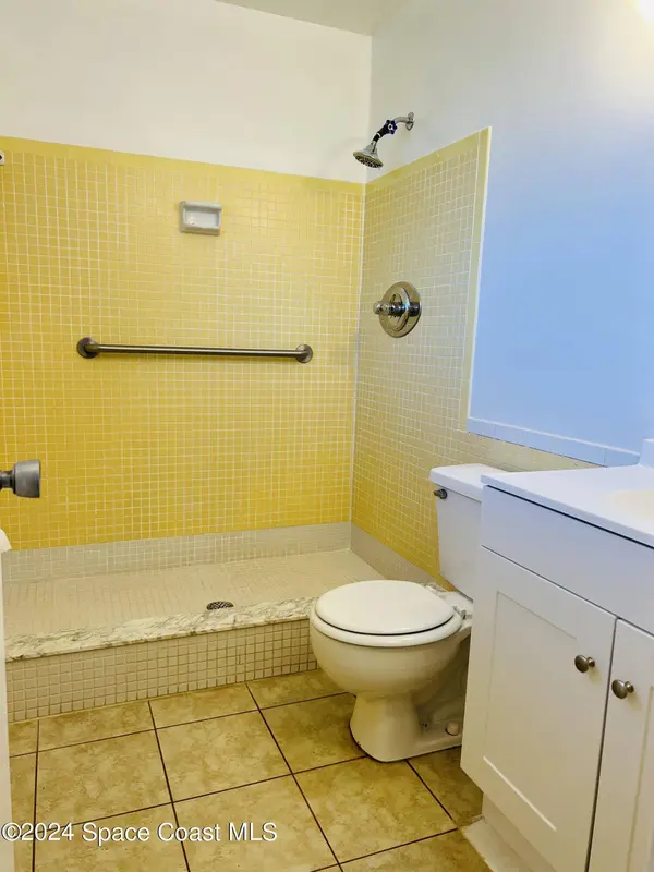 355 Bel Aire DR S, Merritt Island, FL 32952