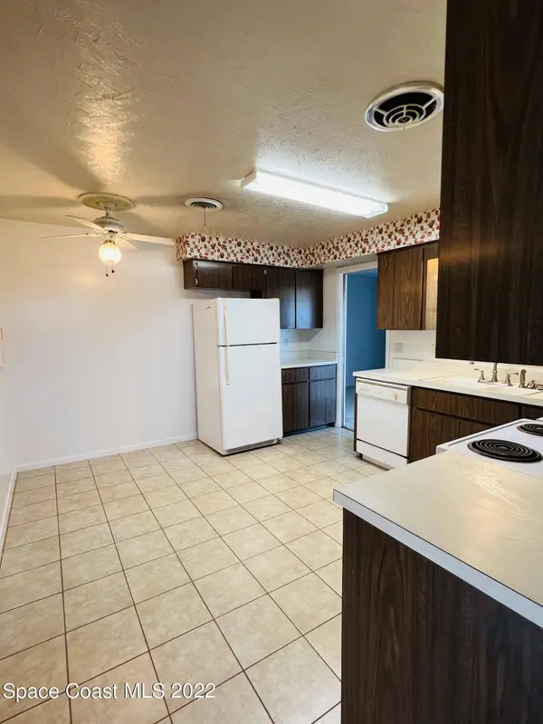 355 S Bel Aire DR S, Merritt Island, FL 32952