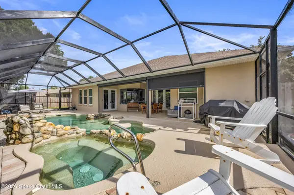6197 Arlington CIR, Melbourne, FL 32940
