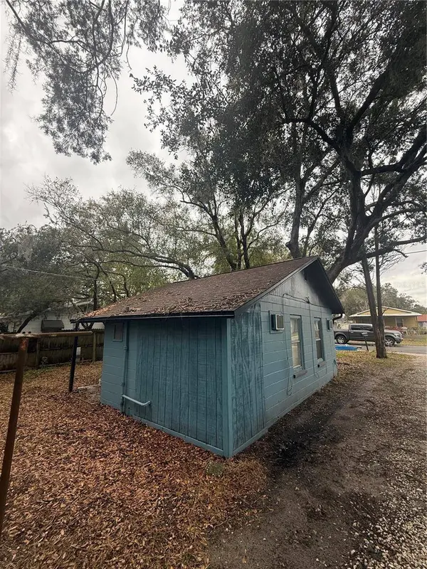 1005 W WASHINGTON ST, Plant City, FL 33563
