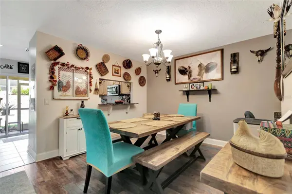 213 DRAW BRIDGE LN, Valrico, FL 33594