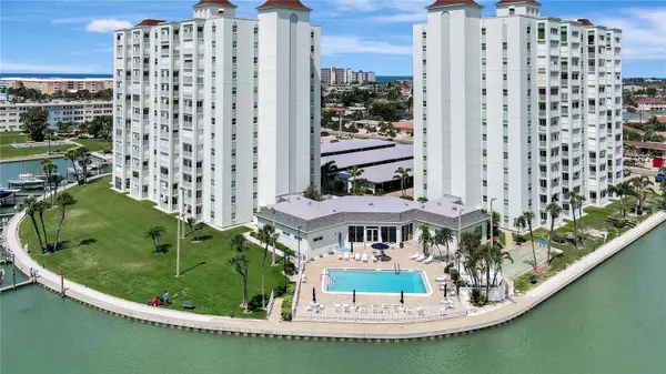400 64TH AVE #202, St Pete Beach, FL 33706