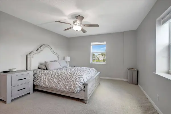 400 64TH AVE #202, St Pete Beach, FL 33706