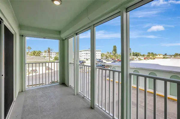 400 64TH AVE #202, St Pete Beach, FL 33706