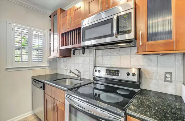 201 6TH ST S #102, St Petersburg, FL 33701