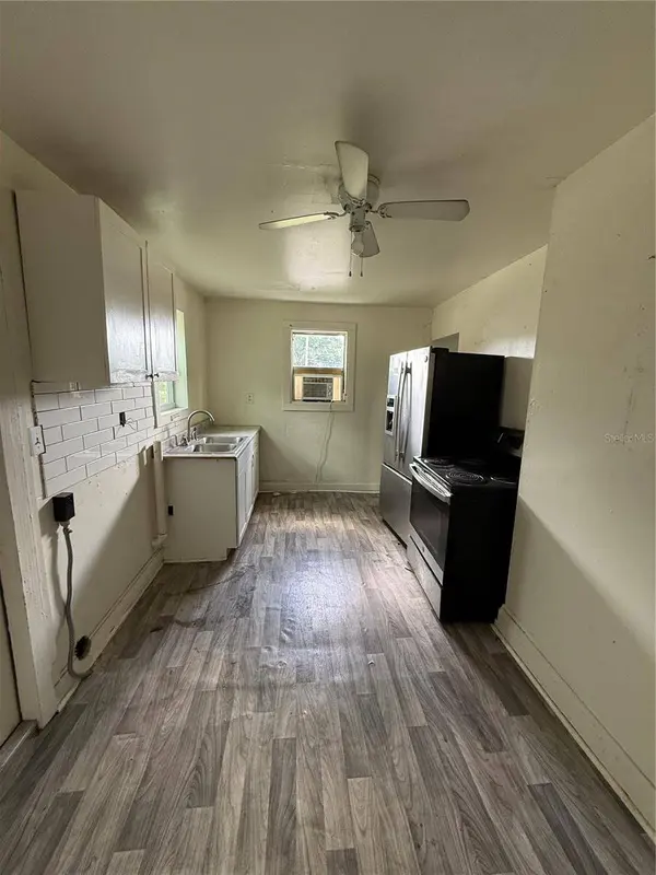 2712 E COLUMBUS DR, Tampa, FL 33605