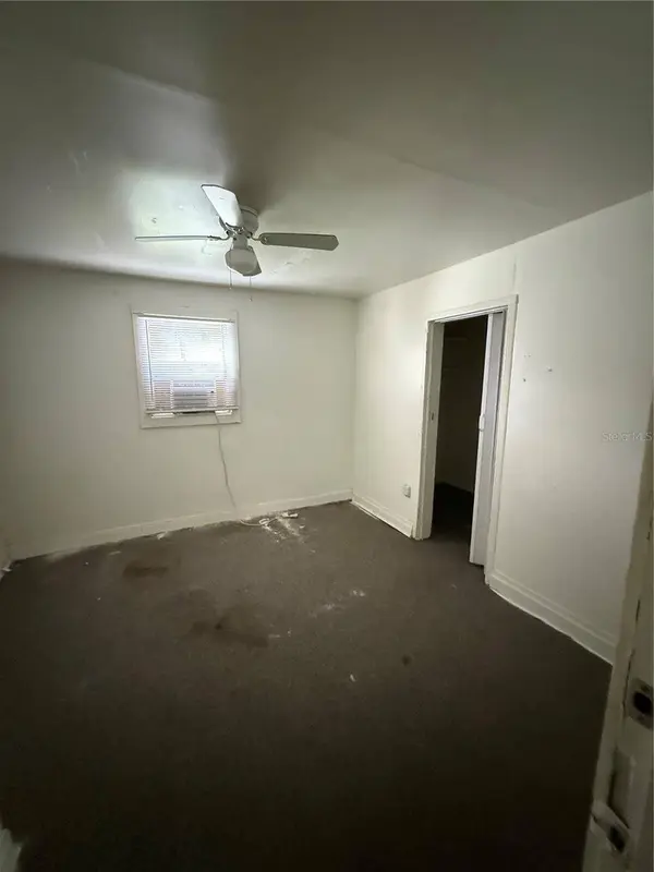 2712 E COLUMBUS DR, Tampa, FL 33605