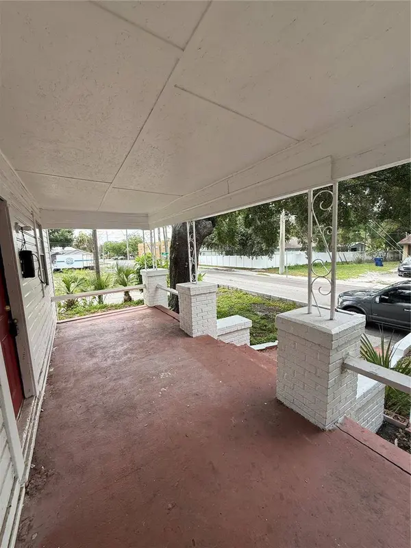 2712 E COLUMBUS DR, Tampa, FL 33605