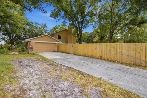 25520 OAKS BLVD, Land O Lakes, FL 34639