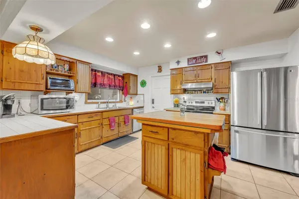 606 PONDEROSA DR, St Cloud, FL 34769