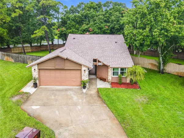 900 N LAKEWOOD TER, Port Orange, FL 32127