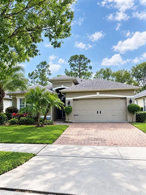 221 ASTERBROOKE DR