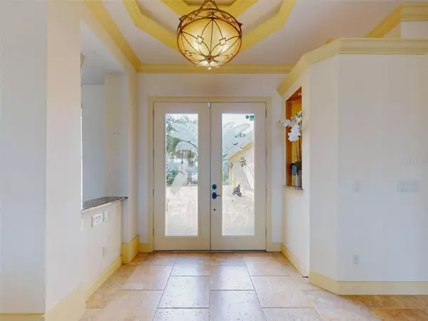 2227 S PALMETTO AVE, South Daytona, FL 32119