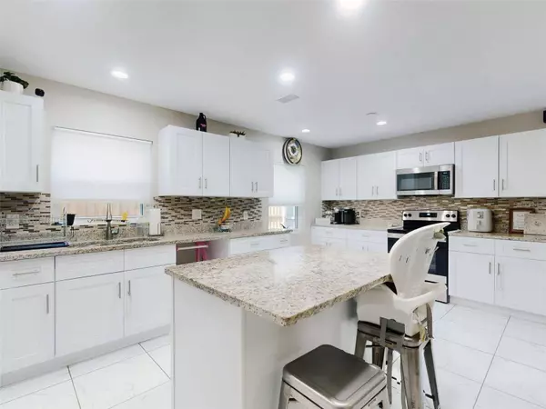 104 WINDING RIDGE DR, Sanford, FL 32773