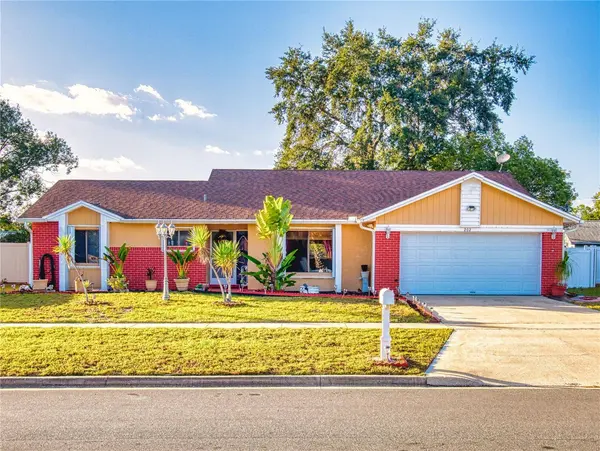 202 SPRINGVIEW DR, Sanford, FL 32773